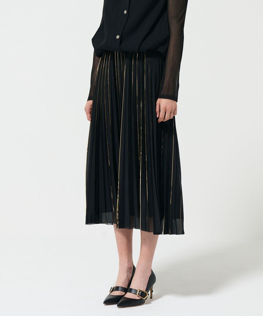 【グレース コンチネンタル/GRACE CONTINENTAL】のフォイルラインプリーツスカート インテリア・キッズ・メンズ・レディースファッション・服の通販 founy(ファニー) ファッション Fashion レディースファッション Fashion for Women スカート Skirts プリーツスカート / 上品フェミニンスタイル Pleated Skirts シアー Sheer, See-Through シフォン Chiffon, Lightweight Fabric シルバー Silver, Metallic Silver プリント Print, Printed Pattern プリーツ Pleats, Pleated エレガント 上品 Elegant 夏 Summer S/S・春夏 SS, Spring/Summer, Warm Season A/W・秋冬 Autumn/Winter ブラック|ID: prp329100004553797 ipo3291000000034424025
