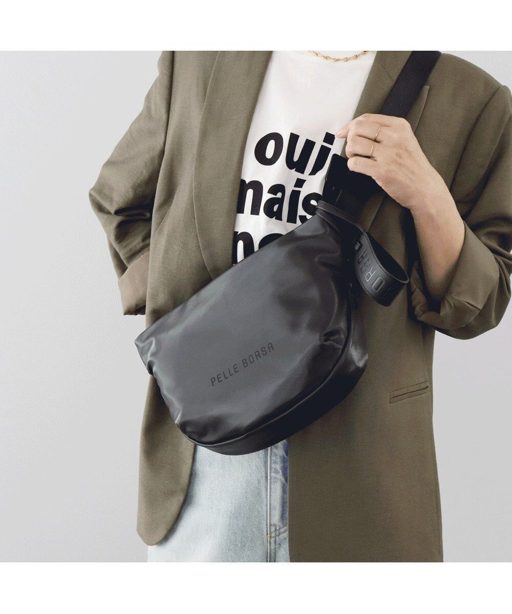 【ペレボルサ/PELLE BORSA】のコンパクトラウンドショルダー Cheers チアーズ 4686 インテリア・キッズ・メンズ・レディースファッション・服の通販 founy(ファニー) 　ファッション　Fashion　レディースファッション　Fashion for Women　コンパクト　Compact, Small Size　抗菌　Antibacterial, Bacteria-Resistant　軽量　Lightweight, Ultra Light　ショルダー　Shoulder, Shoulder Strap　財布　Wallet, Purse　フィット　Fit, Slim Fit　プリント　Print, Printed Pattern　ポケット　Pocket, Pocket Detail　ポーチ　Pouch, Small Case　ラウンド　Round, Round Neck　リラックス　Relax, Relaxed Fit　おすすめ　Recommended / Our Picks　旅行　Travel　エレガント 上品　Elegant　ブラック|ID: prp329100004553858 ipo3291000000033681203