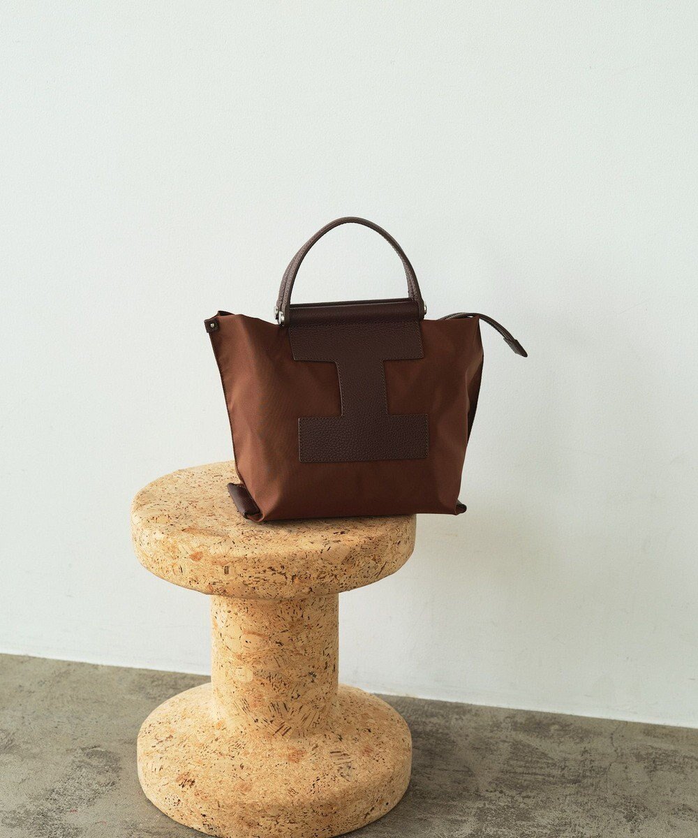 【イアクッチ/IACUCCI】のソルベット S NYLON/RUGA・CERVO インテリア・キッズ・メンズ・レディースファッション・服の通販 founy(ファニー) 　ファッション　Fashion　レディースファッション　Ladies' Fashion Online　バッグ　Bag　エレガント 上品　Elegant　コレクション　Collection　コンパクト　Compact　ショルダー　Shoulder　財布　Wallet　人気　Popularity　再入荷　Restock/Back In Stock/Re Arrival　旅行　Travel　ブラウン|ID: prp329100004555641 ipo3291000000032447095