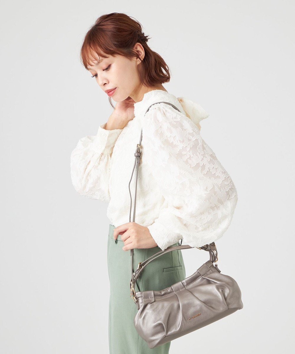 【ラ バガジェリー/LA BAGAGERIE】のシープレザー ギャザーミニバッグ インテリア・キッズ・メンズ・レディースファッション・服の通販 founy(ファニー) 　ファッション　Fashion　レディースファッション　Fashion for Women　バッグ　Bags　なめらか　Smooth, Silky Texture　ギャザー　Gathered, Ruffled　スマート　Smart, Elegant　ポケット　Pocket, Pocket Detail　ガンメタリック|ID: prp329100004555729 ipo3291000000033669158