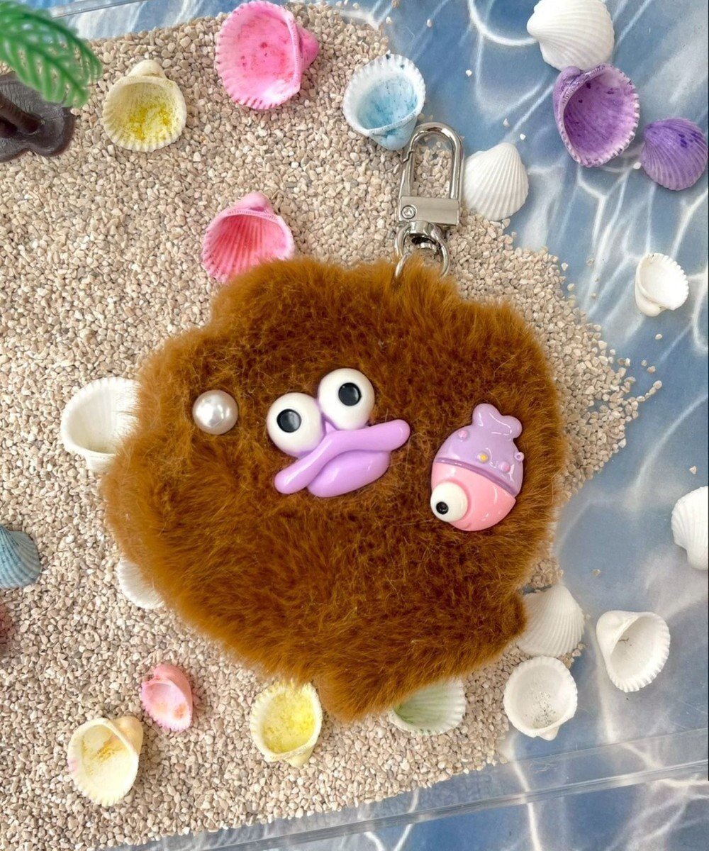 【ウィゴー/WEGO】のミニフレッシュシェルモンスターぬいぐるみキーホルダー インテリア・キッズ・メンズ・レディースファッション・服の通販 founy(ファニー) 　ファッション　Fashion　レディースファッション　WOMEN　財布　Wallets　キーホルダー　Key Ring　サマー　Summer　スマホ　Smartphone　財布　Wallet　ブラウン|ID: prp329100004555944 ipo3291000000032200271