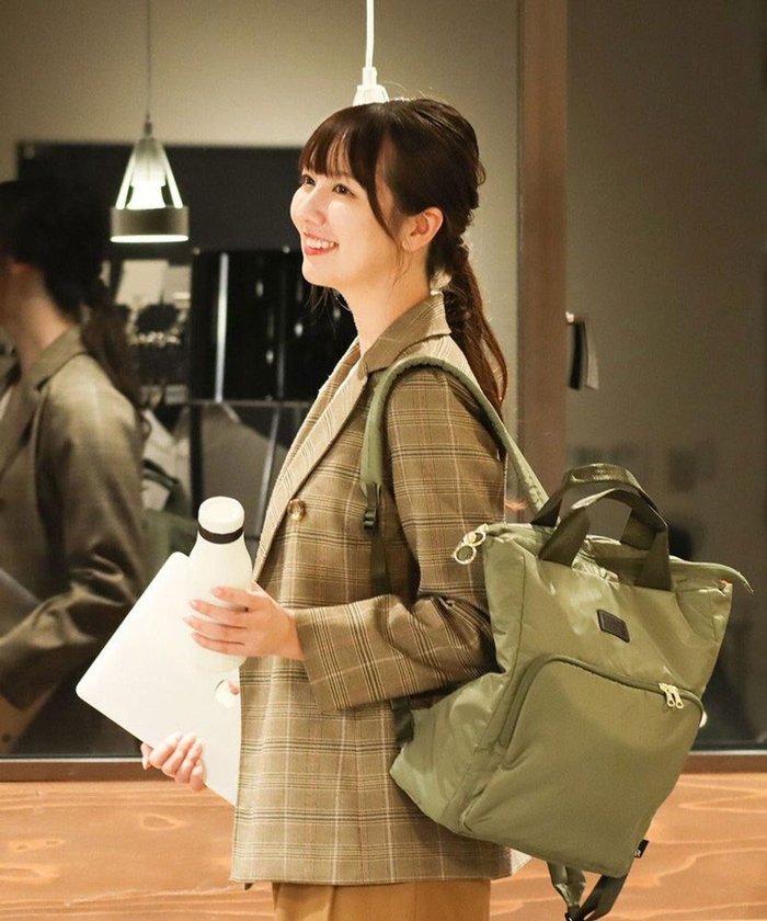 【ルートート/ROOTOTE】の1223【撥水 A4収納サイズ】SN.セオルー.アイロ-A インテリア・キッズ・メンズ・レディースファッション・服の通販 founy(ファニー) https://founy.com/ ファッション Fashion レディースファッション Fashion for Women バッグ Bags カメラ Camera Accessories クッション Cushion, Throw Pillow ショルダー Shoulder, Shoulder Strap スマート Smart, Elegant ダブル Double, Double-Breasted バランス Balance, Style Balance フォルム Silhouette, Form ベビー Baby, Babywear ボックス Boxy, Box Shape ポケット Pocket, Pocket Detail リアル Real, Realistic リュック Backpack, Rucksack おすすめ Recommended / Our Picks 新作・新入荷 New Arrivals / New In ビジネス 仕事 通勤 Business / Work / Commuting |ID: prp329100004556784 ipo3291000000032603451
