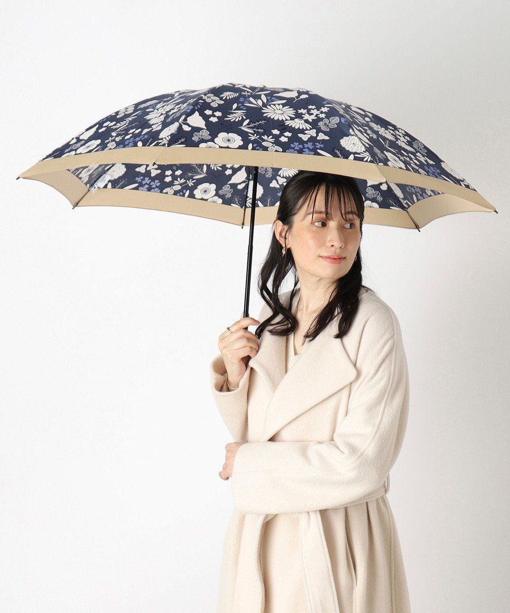 【ムーンバット/MOONBAT】のLANVIN en Bleu 折りたたみ傘 バイカラーデイジー サテンプリント 大きめ55cm インテリア・キッズ・メンズ・レディースファッション・服の通販 founy(ファニー) 　ファッション　Fashion　レディースファッション　Ladies' Fashion Online　傘 / レイングッズ　Umbrellas/Rainwear　コンパクト　Compact　サテン　Satin　フェミニン　Feminine　フラワー　Flower　プリント　Print　ミックス　Mix　エレガント 上品　Elegant　傘　Umbrella　軽量　Lightweight　ネイビーブルー|ID: prp329100004556955 ipo3291000000032525328