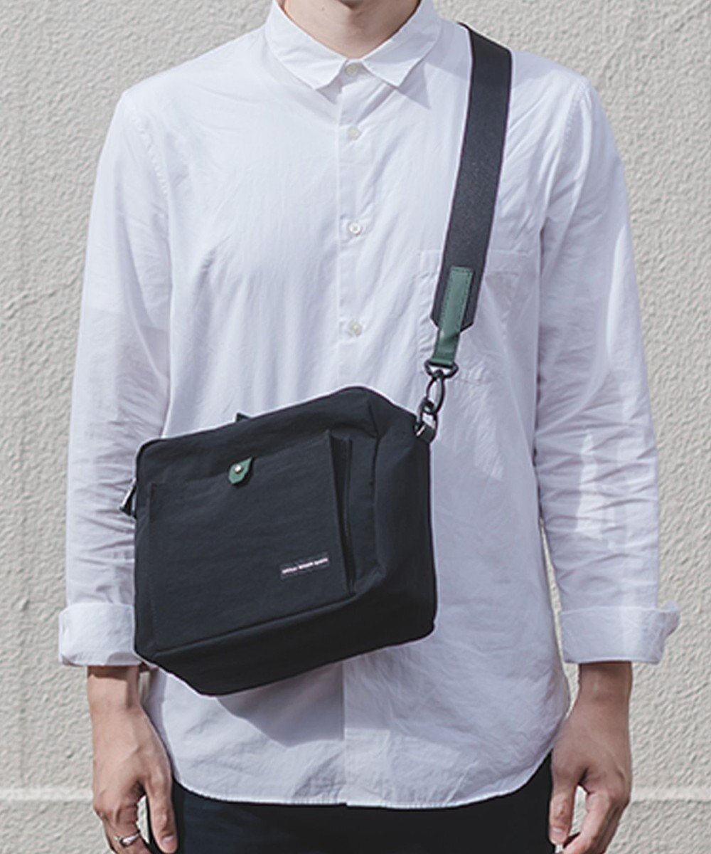【ユーシ/YUSHI】のSquare - SHOULDER ショルダーバッグ【撥水/ナイロン/軽量】 インテリア・キッズ・メンズ・レディースファッション・服の通販 founy(ファニー) 　ファッション　Fashion　レディースファッション　WOMEN　軽量　Lightweight　ショルダー　Shoulder　スクエア　Square　トレンド　Trend　フィット　Fit　ベーシック　Basic　ボックス　Box　ポケット　Pocket　モダン　Modern　ブラック|ID: prp329100004558330 ipo3291000000032225205