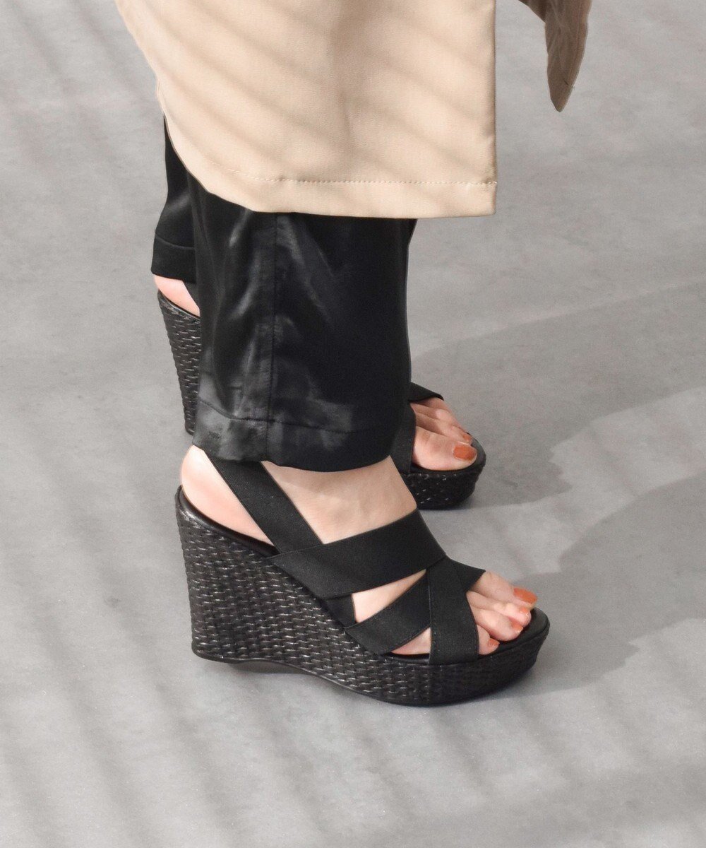 【インター ショシュール/INTER-CHAUSSURES】の【ITALIAN SHOEMAKERS】エラスティックハイウエッジサンダル 人気、トレンドファッション・服の通販 founy(ファニー) 　ファッション　Fashion　レディースファッション　WOMEN　イタリア　Italy　クッション　Cushion　サンダル　Sandals　シューズ　Shoes　フィット　Fit　人気　Popularity　夏　Summer　春　Spring　S/S・春夏　Ss・Spring/Summer　軽量　Lightweight　 other-1|ID: prp329100004558539 ipo3291000000032227187