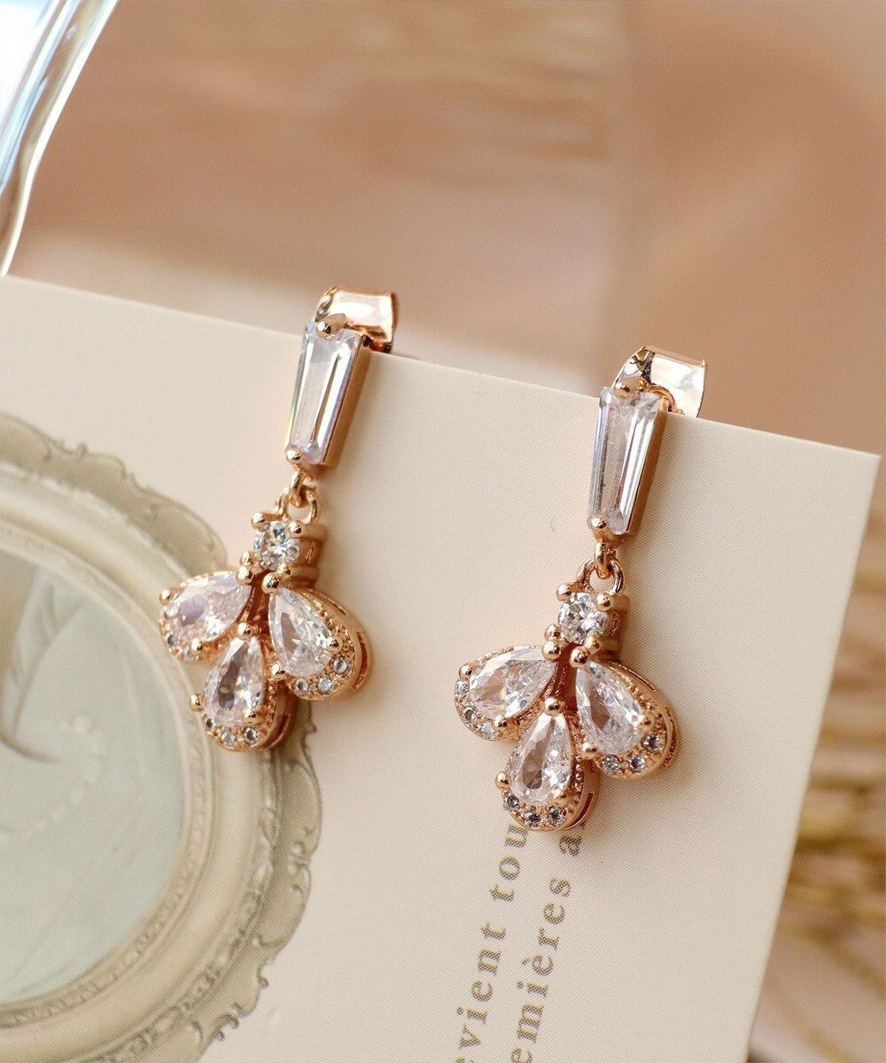 【ティアクラッセ/Tiaclasse】の【金属アレルギー対応】three drop ピアス インテリア・キッズ・メンズ・レディースファッション・服の通販 founy(ファニー) 　ファッション　Fashion　レディースファッション　Fashion for Women　アクセサリー　Fashion Accessories　カーディガン　Cardigan, Knitwear　コーティング　Coating, Coated Finish　シルバー　Silver, Metallic Silver　チュニック　Tunic, Long Top　エレガント 上品　Elegant　再入荷　Restock / Back in Stock　新作・新入荷　New Arrivals / New In　ピンクゴールド|ID: prp329100004559074 ipo3291000000033631561