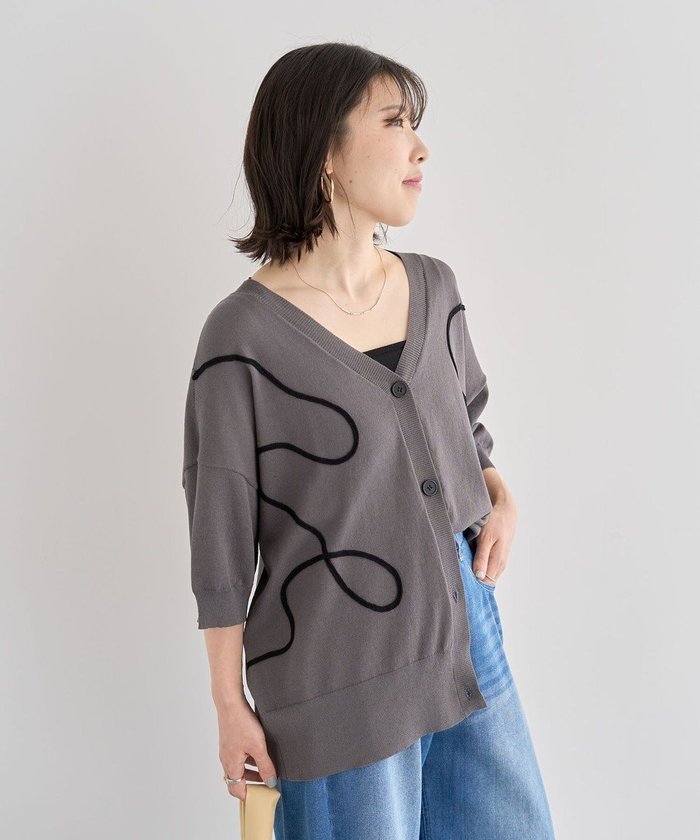 【グリーンパークス/Green Parks】の刺繍コードVネックフレンチカーディガン インテリア・キッズ・メンズ・レディースファッション・服の通販 founy(ファニー) https://founy.com/ ファッション Fashion レディースファッション Fashion for Women トップス・カットソー Cut & Sew Tops カーディガン・羽織り Layered Style Cardigans Vネックトップス V-Neck Tops / V-Cut Neckline Shirts おすすめ Recommended / Our Picks カーディガン Cardigan, Knitwear スマート Smart, Elegant ボックス Boxy, Box Shape ポケット Pocket, Pocket Detail ワイド Wide, Wide Fit 今季 This Season, Current Season 夏 Summer 春 Spring S/S・春夏 SS, Spring/Summer, Warm Season 羽織 Haori, Light Jacket |ID: prp329100004559161 ipo3291000000032233255