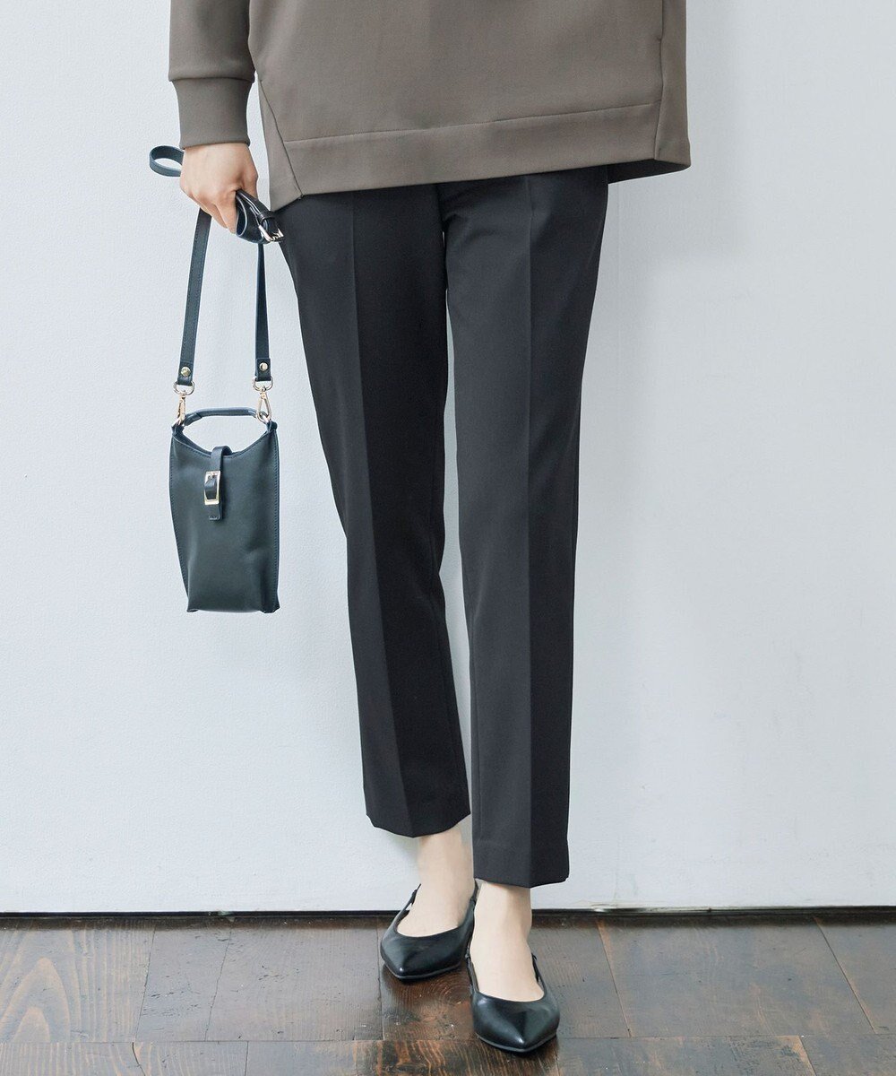 【自由区/JIYU-KU】の【WEB限定カラーあり・撥水加工・洗える】TRギャバテーパード パンツ 人気、トレンドファッション・服の通販 founy(ファニー) 　ファッション　Fashion　レディースファッション　Fashion for Women　パンツ　Pants & Trousers　洗える　Machine Washable　ギャザー　Gathered, Ruffled　ストレッチ　Stretch, Stretchy Fabric　センター　Center, Center Line　定番　Standard, Basic Item　人気　Popular, Best Seller　フィット　Fit, Slim Fit　ローズ　Rose, Rose Motif　A/W・秋冬　Autumn/Winter　 other-1|ID: prp329100004559277 ipo3291000000035635499