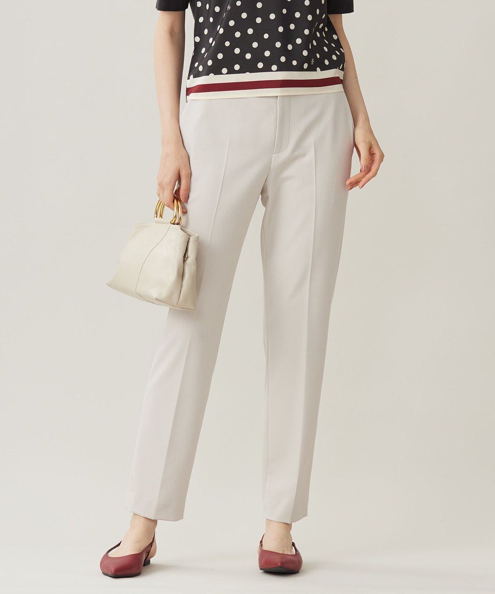 【自由区/JIYU-KU】の【WEB限定カラーあり・撥水加工・洗える】TRギャバテーパード パンツ インテリア・キッズ・メンズ・レディースファッション・服の通販 founy(ファニー) 　ファッション　Fashion　レディースファッション　Fashion for Women　パンツ　Pants & Trousers　洗える　Machine Washable　ギャザー　Gathered, Ruffled　ストレッチ　Stretch, Stretchy Fabric　センター　Center, Center Line　定番　Standard, Basic Item　人気　Popular, Best Seller　フィット　Fit, Slim Fit　ローズ　Rose, Rose Motif　A/W・秋冬　Autumn/Winter　ベージュ|ID: prp329100004559277 ipo3291000000035635502