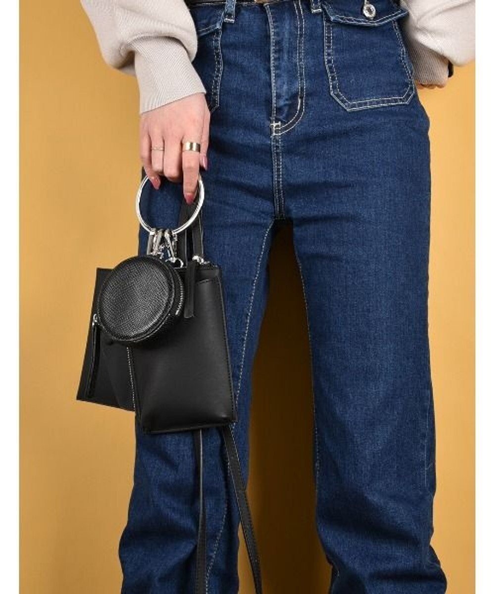 【ラ バガジェリー/LA BAGAGERIE】の【MONICA】3連マルチショルダーバッグ インテリア・キッズ・メンズ・レディースファッション・服の通販 founy(ファニー) 　ファッション　Fashion　レディースファッション　Fashion for Women　バッグ　Bags　アクセサリー　Fashion Accessories　ショルダー　Shoulder, Shoulder Strap　スマート　Smart, Elegant　トライアングル　Triangle, Triangular Shape　ポケット　Pocket, Pocket Detail　ポーチ　Pouch, Small Case　ラップ　Wrap, Wrap Design　ブラック系その他|ID: prp329100004559444 ipo3291000000033077216