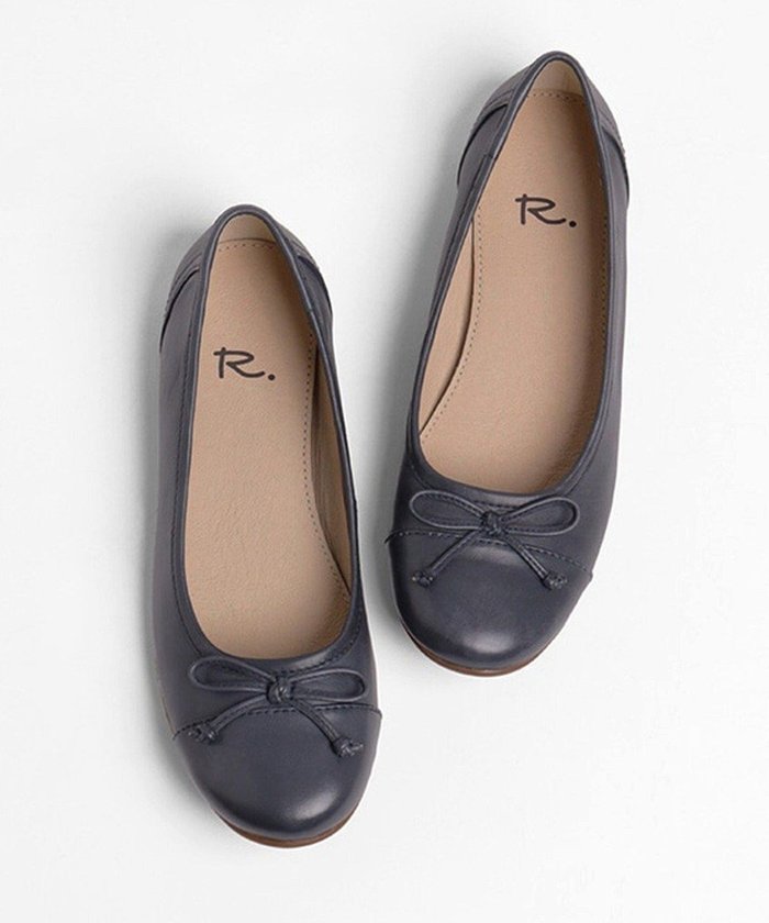 【リーガル フットコミュニティ/REGAL FOOT COMMUNITY】の【アールドット】S02C リボン付きフラットシューズ インテリア・キッズ・メンズ・レディースファッション・服の通販 founy(ファニー) https://founy.com/ ファッション Fashion レディースファッション Fashion for Women シューズ Shoes, Footwear シンプル Simple, Minimal ドット Polka Dot, Dot Pattern フィット Fit, Slim Fit フェミニン Feminine, Girly フラット Flat, Flat Shoes ベーシック Basic, Essential リボン Ribbon, Bow エレガント 上品 Elegant 夏 Summer S/S・春夏 SS, Spring/Summer, Warm Season A/W・秋冬 Autumn/Winter |ID: prp329100004559684 ipo3291000000034181259