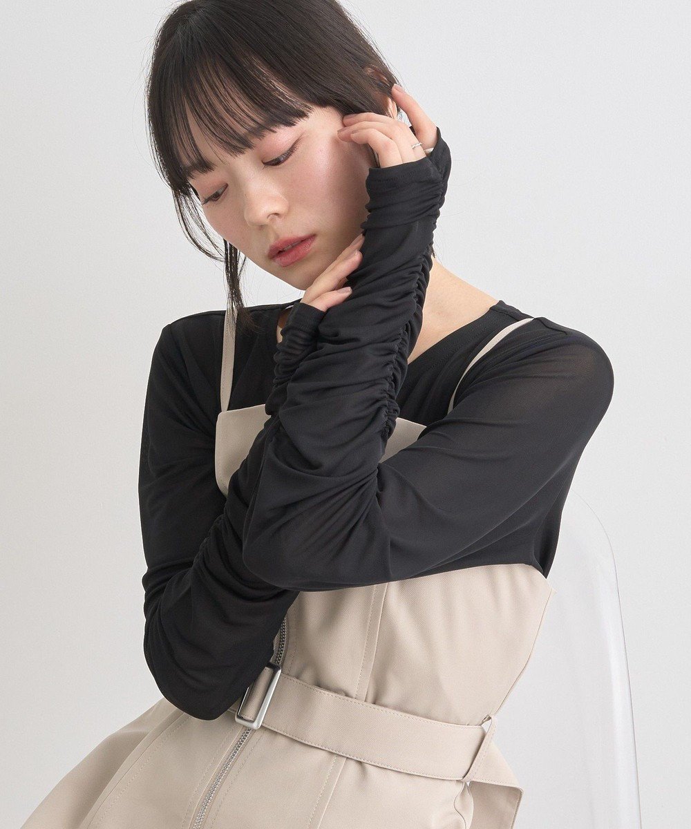 【アースミュージックアンドエコロジー/earth music&ecology】のシャーリングスリーブシアープルオーバー インテリア・キッズ・メンズ・レディースファッション・服の通販 founy(ファニー) 　ファッション　Fashion　レディースファッション　Fashion for Women　トップス・カットソー　Cut & Sew Tops　シャツ・ブラウス・オフィスカジュアル　Elegant Blouses & Button-Ups　ロングTシャツ・Tシャツ　Longline T-Shirts & Tees　カジュアルプルオーバー・ニットトップス　Pullovers & Knit Tops / Casual Pullovers　カットソー・ベーシックTシャツ　Cut-and-Sewn Tops / Stretch Tees & Basics　インナー　Innerwear　カットソー　Cut and Sewn Top　ギャザー　Gathered, Ruffled　シアー　Sheer, See-Through　シャーリング　Shirring, Ruched　スリーブ　Sleeve, Long Sleeve / Short Sleeve　フォルム　Silhouette, Form　ベーシック　Basic, Essential　ポケット　Pocket, Pocket Detail　ラウンド　Round, Round Neck　夏　Summer　春　Spring　S/S・春夏　SS, Spring/Summer, Warm Season　Black|ID: prp329100004559956 ipo3291000000032554779