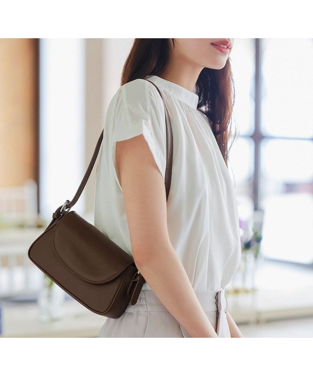 【ティアクラッセ/Tiaclasse】の【安田美沙子さん着用・2TYPE肩紐/ショルダー 斜め掛け】フラップミニバッグ インテリア・キッズ・メンズ・レディースファッション・服の通販 founy(ファニー) 　ファッション　Fashion　レディースファッション　Fashion for Women　バッグ　Bags　クロコ　Crocodile, Croc Embossed　シューズ　Shoes, Footwear　ショルダー　Shoulder, Shoulder Strap　チュニック　Tunic, Long Top　ビジネス 仕事 通勤　Business / Work / Commuting　フラップ　Flap, Flap Pocket　マグネット　Magnet, Magnetic Closure　ラップ　Wrap, Wrap Design　再入荷　Restock / Back in Stock　新作・新入荷　New Arrivals / New In　旅行　Travel　モカ(プレーン)|ID: prp329100004560751 ipo3291000000034365590