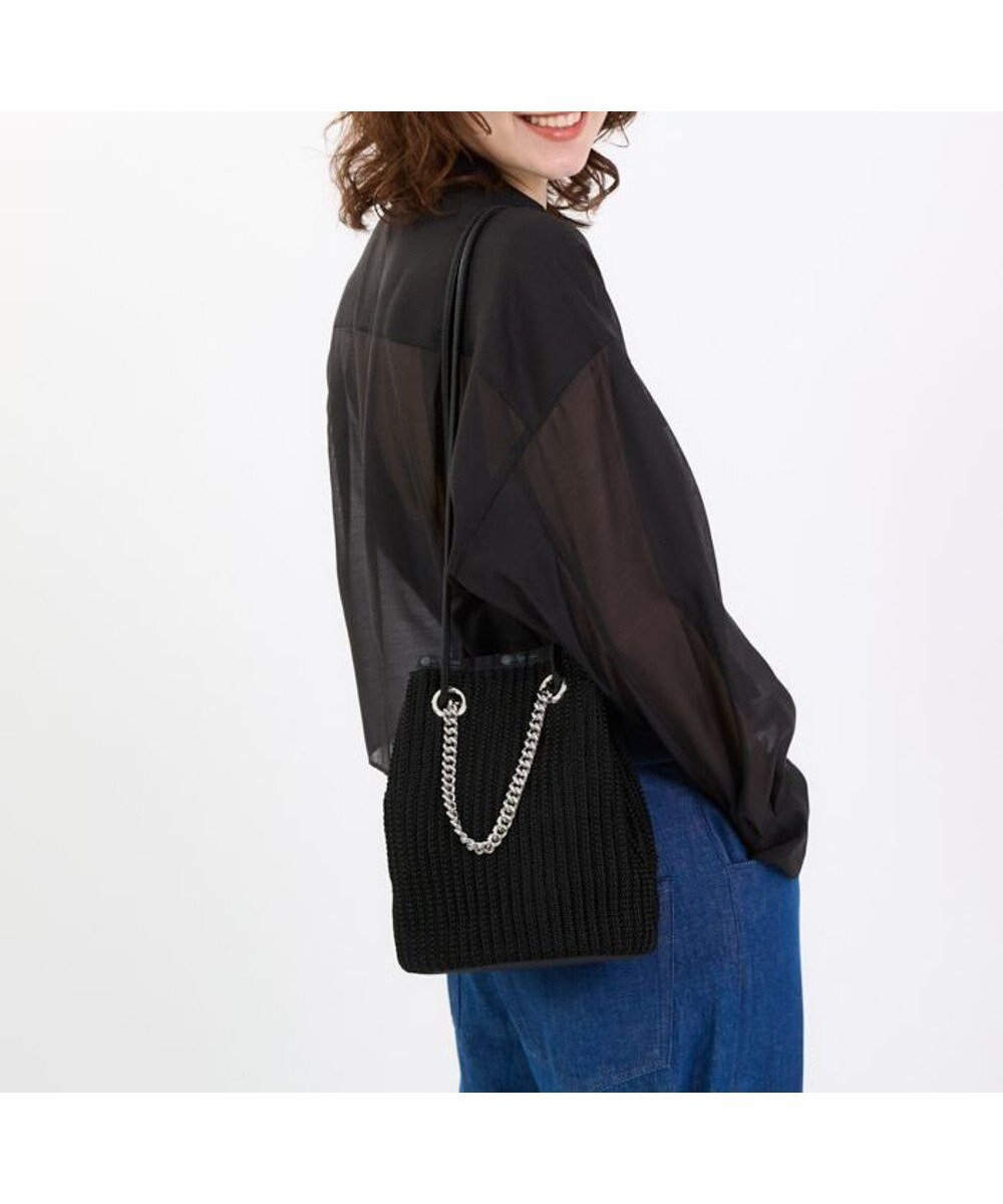 【レスポートサック/LeSportsac】のCHAIN CROCHET SM BUCKET/ブラッククロシェ 人気、トレンドファッション・服の通販 founy(ファニー) 　ファッション　Fashion　レディースファッション　Ladies' Fashion Online　バッグ　Bag　クロシェ　Crochet　クール　Cool　巾着　Purse　軽量　Lightweight　ショルダー　Shoulder　シルバー　Silver　スタイリッシュ　Stylish　スマート　Smart　財布　Wallet　チェーン　Chain　トラベル　Travel　プリント　Print　ポケット　Pocket　ポシェット　Pochette　マグネット　Magnet　リゾート　Resort　おすすめ　Recommend　旅行　Travel　 other-1|ID: prp329100004561060 ipo3291000000032248587