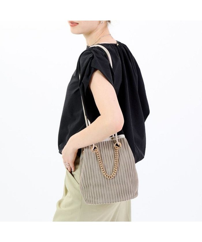 【レスポートサック/LeSportsac】のCHAIN CROCHET SM BUCKET/ベージュクロシェ インテリア・キッズ・メンズ・レディースファッション・服の通販 founy(ファニー) https://founy.com/ ファッション Fashion レディースファッション Ladies' Fashion Online バッグ Bag クロシェ Crochet 巾着 Purse 軽量 Lightweight ショルダー Shoulder スマート Smart 財布 Wallet チェーン Chain トラベル Travel プリント Print ポケット Pocket ポシェット Pochette マグネット Magnet リゾート Resort おすすめ Recommend 旅行 Travel エレガント 上品 Elegant |ID: prp329100004561062 ipo3291000000032284134