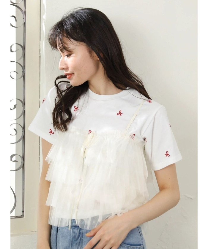 【グリーンパークス/Green Parks】の・ELENCARE DUE 2wayラメチュールフリルキャミ インテリア・キッズ・メンズ・レディースファッション・服の通販 founy(ファニー) https://founy.com/ ファッション Fashion レディースファッション Fashion for Women トップス・カットソー Cut & Sew Tops キャミソール&ノースリーブ Camisoles & Sleeveless Tops シャツ・ブラウス・オフィスカジュアル Elegant Blouses & Button-Ups ロングTシャツ・Tシャツ Longline T-Shirts & Tees カットソー・ベーシックTシャツ Cut-and-Sewn Tops / Stretch Tees & Basics カットソー Cut and Sewn Top キャミソール Camisole, Spaghetti Strap Top シンプル Simple, Minimal フェミニン Feminine, Girly ポケット Pocket, Pocket Detail リボン Ribbon, Bow ワンポイント One Point, Statement Accent 夏 Summer 春 Spring S/S・春夏 SS, Spring/Summer, Warm Season |ID: prp329100004562279 ipo3291000000033687514