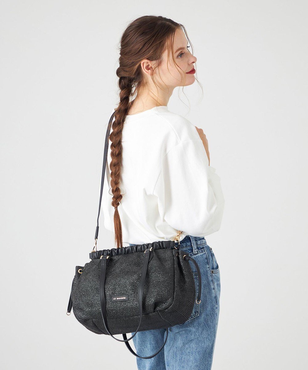 【ラ バガジェリー/LA BAGAGERIE】のシャーリング2WAYサマーバッグ 人気、トレンドファッション・服の通販 founy(ファニー) 　ファッション　Fashion　レディースファッション　Fashion for Women　バッグ　Bags　春　Spring　傘　Umbrella, Parasol　サマー　Summer, Summer Style　シャーリング　Shirring, Ruched　スマート　Smart, Elegant　財布　Wallet, Purse　トレンド　Trend, Trending Now　ドローストリング　Drawstring, Pull Cord　フェミニン　Feminine, Girly　ポケット　Pocket, Pocket Detail　ポーチ　Pouch, Small Case　S/S・春夏　SS, Spring/Summer, Warm Season　夏　Summer　 other-1|ID: prp329100004562336 ipo3291000000033658684
