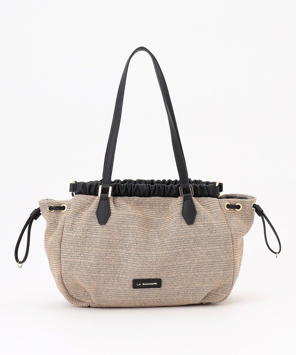 【ラ バガジェリー/LA BAGAGERIE】のシャーリング2WAYサマーバッグ インテリア・キッズ・メンズ・レディースファッション・服の通販 founy(ファニー) 　ファッション　Fashion　レディースファッション　Fashion for Women　バッグ　Bags　春　Spring　傘　Umbrella, Parasol　サマー　Summer, Summer Style　シャーリング　Shirring, Ruched　スマート　Smart, Elegant　財布　Wallet, Purse　トレンド　Trend, Trending Now　ドローストリング　Drawstring, Pull Cord　フェミニン　Feminine, Girly　ポケット　Pocket, Pocket Detail　ポーチ　Pouch, Small Case　S/S・春夏　SS, Spring/Summer, Warm Season　夏　Summer　グレージュ|ID: prp329100004562336 ipo3291000000033658686