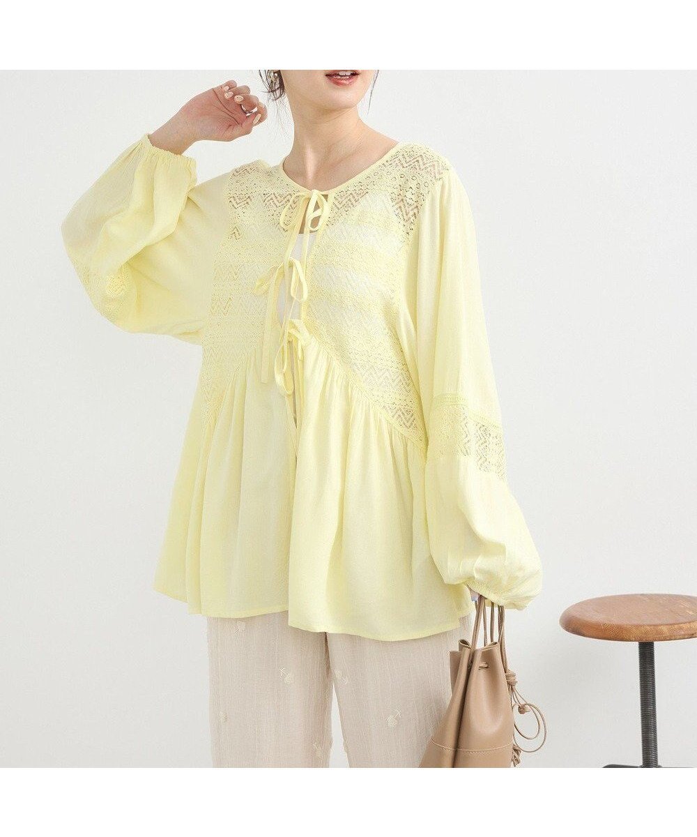 【アースミュージックアンドエコロジー/earth music&ecology】のレーヨンレースデザインシャツ 人気、トレンドファッション・服の通販 founy(ファニー) 　ファッション　Fashion　レディースファッション　Fashion for Women　トップス・カットソー　Cut & Sew Tops　シャツ・ブラウス・オフィスカジュアル　Elegant Blouses & Button-Ups　おすすめ　Recommended / Our Picks　フレア　Flare, Flared　フロント　Front, Front Design　ヘムライン　Hemline, Bottom Cut　ポケット　Pocket, Pocket Detail　リボン　Ribbon, Bow　レース　Lace, Lace Fabric　夏　Summer　春　Spring　S/S・春夏　SS, Spring/Summer, Warm Season　 other-1|ID: prp329100004562381 ipo3291000000033490754