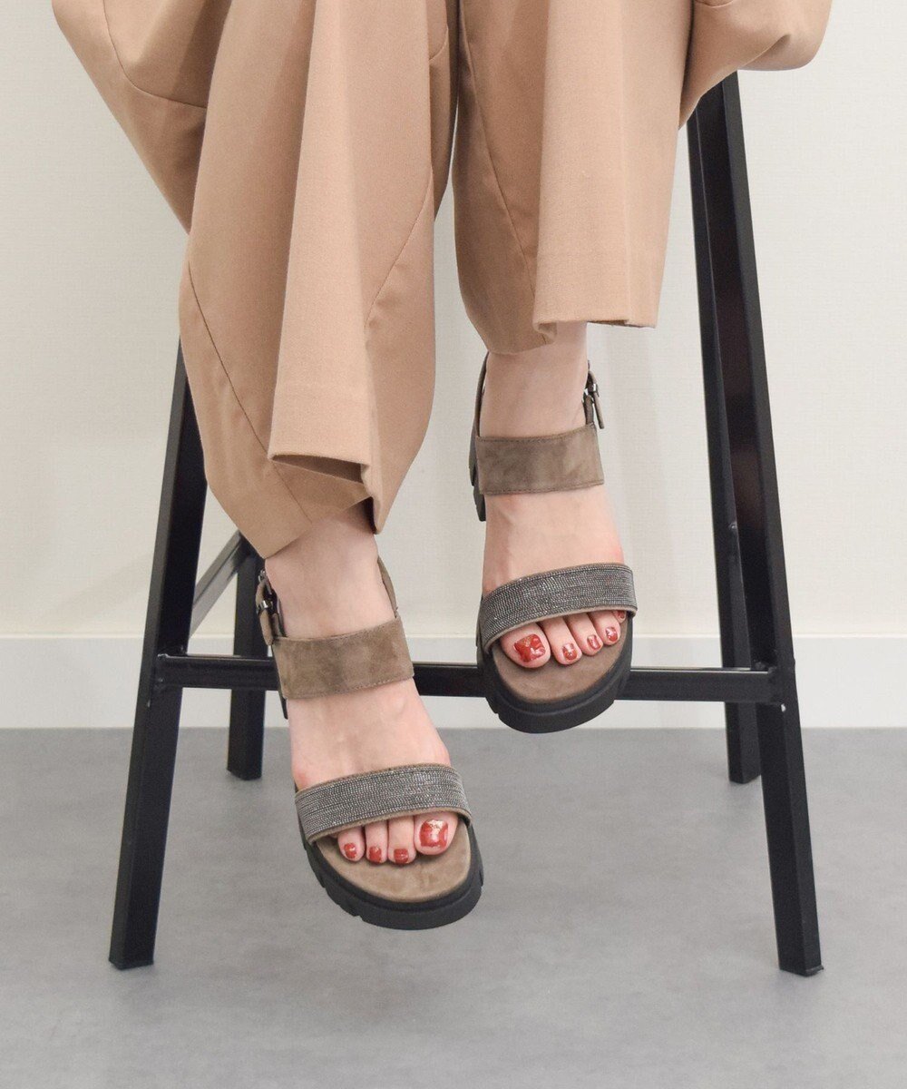 【インター ショシュール/INTER-CHAUSSURES】の【BUSSOLA】厚底ボリュームソールダブルベルトサンダル インテリア・キッズ・メンズ・レディースファッション・服の通販 founy(ファニー) 　ファッション　Fashion　レディースファッション　Fashion for Women　ベルト&ウエストマーク　Belts & Waist Accessories　おすすめ　Recommended / Our Picks　サンダル　Sandals, Summer Shoes　バランス　Balance, Style Balance　リラックス　Relax, Relaxed Fit　厚底　Platform Shoes　夏　Summer　旅行　Travel　S/S・春夏　SS, Spring/Summer, Warm Season　A/W・秋冬　Autumn/Winter　オークスウェード|ID: prp329100004564284 ipo3291000000032686470