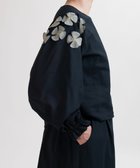 【ムーク/muuc】の〈コットン100%強撚糸〉〈遠州織物の工場で織られた上質な生地〉〈清涼感とシアー感〉コットンシフォンドビー 花モチーフ付きブラウス 人気、トレンドファッション・服の通販 founy(ファニー) ファッション Fashion レディースファッション WOMEN トップス・カットソー Tops/Tshirt シャツ/ブラウス Shirts/Blouses キャンバス Canvas シアー Sheer シンプル Simple 手編み Hand Knitting パターン Pattern モチーフ Motif A/W・秋冬 Aw・Autumn/Winter・Fw・Fall-Winter S/S・春夏 Ss・Spring/Summer 再入荷 Restock/Back In Stock/Re Arrival 夏 Summer エレガント 上品 Elegant thumbnail ブラック|ID: prp329100004565057 ipo3291000000032283943