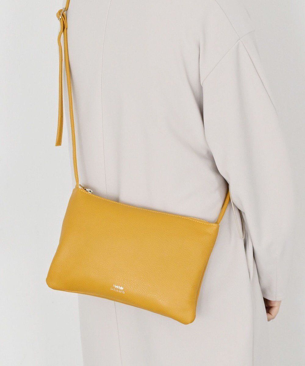 【エクエル ル スティル デヴィ/Hekher Le Style de Vie】の新色追加【日本製】シュリンクレザー スクエアショルダーバッグ インテリア・キッズ・メンズ・レディースファッション・服の通販 founy(ファニー) 　ファッション　Fashion　レディースファッション　Ladies' Fashion Online　バッグ　Bag　ショルダー　Shoulder　シンプル　Simple　スクエア　Square　スマート　Smart　財布　Wallet　ハンド　Hand　フィット　Fit　フォルム　Form　ポケット　Pocket　日本製　Made In Japan　イエロー|ID: prp329100004565471 ipo3291000000032644856