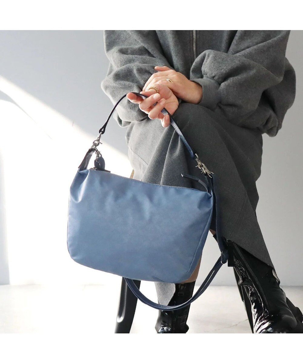 【ペレボルサ/PELLE BORSA】の2wayショルダー Alive アライブ 4438 インテリア・キッズ・メンズ・レディースファッション・服の通販 founy(ファニー) 　ファッション　Fashion　レディースファッション　WOMEN　コーティング　Coating　抗菌　Antibacterial　軽量　Lightweight　ショルダー　Shoulder　スマホ　Smartphone　財布　Wallet　パール　Pearl　ポケット　Pocket　モチーフ　Motif　ループ　Loop　おすすめ　Recommend　ブルー|ID: prp329100004566777 ipo3291000000032297852