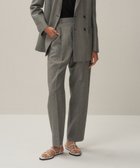 【エイトン/ATON】のWOOL LINEN SHARKSKIN テーパードタックパンツ GRAY|ID: prp329100004567823 ipo3291000000032668157