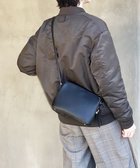 【ラ バガジェリー/LA BAGAGERIE】の【maison vert】 【多収納】アオリショルダーバッグ ブラック|ID: prp329100004568252 ipo3291000000033529687