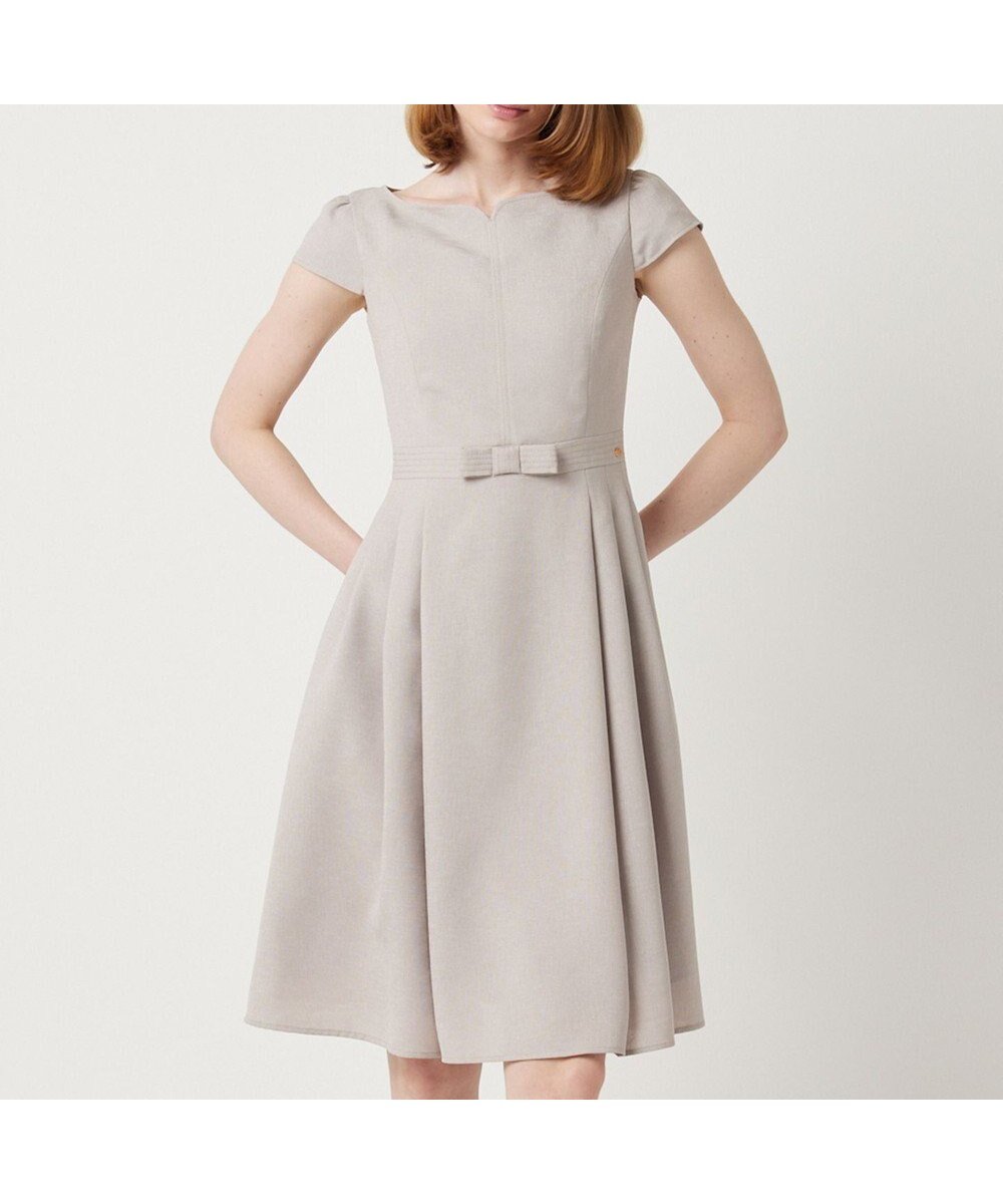 【トッカ/TOCCA】の【洗える】BECOMING LADY ドレス インテリア・キッズ・メンズ・レディースファッション・服の通販 founy(ファニー) 　ファッション　Fashion　レディースファッション　Ladies' Fashion Online　ワンピース　Dress　ドレス　Party Dresses　2024年　2024　2024春夏・S/S　Ss,Spring/Summer,2024　ドレス　Dress　夏　Summer　春　Spring　S/S・春夏　Ss・Spring/Summer　洗える　Washable　ベージュ系|ID: prp329100004569212 ipo3291000000032326868