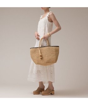 【グレース コンチネンタル/GRACE CONTINENTAL】のカットワーク刺繍ワンピース 人気、トレンドファッション・服の通販 founy(ファニー) ファッション Fashion レディースファッション Fashion for Women ワンピース Dresses おすすめ Recommended / Our Picks サマー Summer, Summer Style ドレス Dress, One-Piece フリル Frill, Ruffle ラグジュアリー Luxury, Elegant リボン Ribbon, Bow ロマンティック Romantic, Feminine Style ワーク Workwear, Utility Style 今季 This Season, Current Season 夏 Summer 春 Spring S/S・春夏 SS, Spring/Summer, Warm Season |ID:prp329100004569258