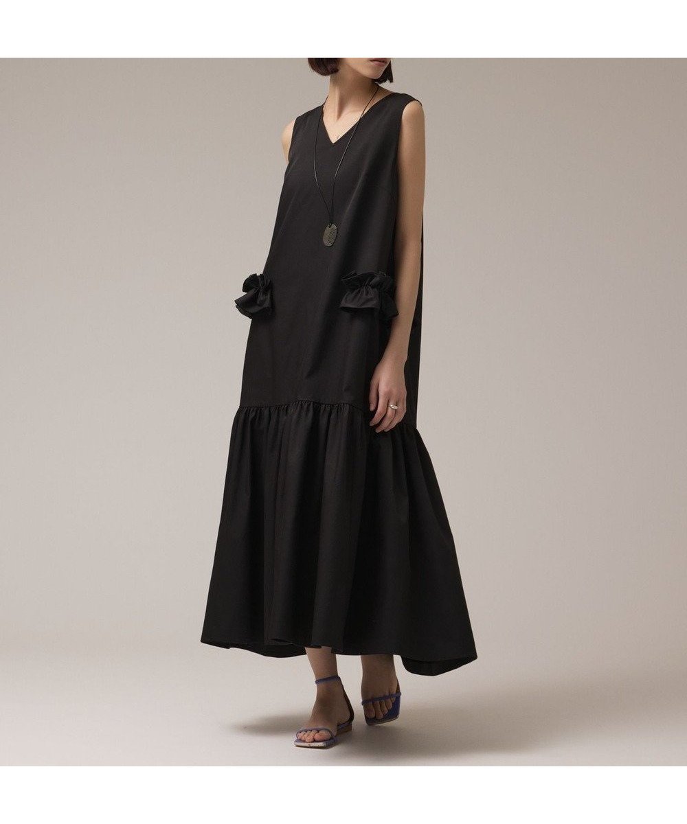 【グレース コンチネンタル/GRACE CONTINENTAL】のサイドフリルタフタワンピース インテリア・キッズ・メンズ・レディースファッション・服の通販 founy(ファニー) 　ファッション　Fashion　レディースファッション　Fashion for Women　ワンピース　Dresses　ギャザー　Gathered, Ruffled　サマー　Summer, Summer Style　ドレス　Dress, One-Piece　フェミニン　Feminine, Girly　フリル　Frill, Ruffle　フレア　Flare, Flared　ロング　Long, Long-Length　エレガント 上品　Elegant　夏　Summer　春　Spring　S/S・春夏　SS, Spring/Summer, Warm Season　ブラック|ID: prp329100004569266 ipo3291000000033375960