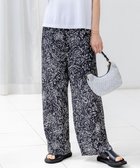 【23区/NIJYUSANKU】の【洗える】アンティークフラワープリント ワイド パンツ ブラックベース|ID: prp329100004569321 ipo3291000000035545430