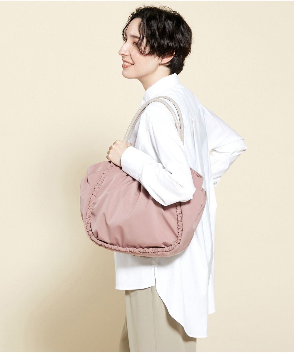【イザック/Y'SACCS】の【Y SACCS vous et】シャーリングトート 人気、トレンドファッション・服の通販 founy(ファニー) 　ファッション　Fashion　レディースファッション　Fashion for Women　バッグ　Bags　ギャザー　Gathered, Ruffled　シャーリング　Shirring, Ruched　スマート　Smart, Elegant　ポケット　Pocket, Pocket Detail　ラウンド　Round, Round Neck　財布　Wallet, Purse　 other-1|ID: prp329100004569699 ipo3291000000033101132