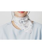 【ムーンバット/MOONBAT】の【シルク100%】フルラ (FURLA) 小花柄 シルクプリントスカーフ 58cm×58cm ライトグレー|ID: prp329100004569762 ipo3291000000033587348