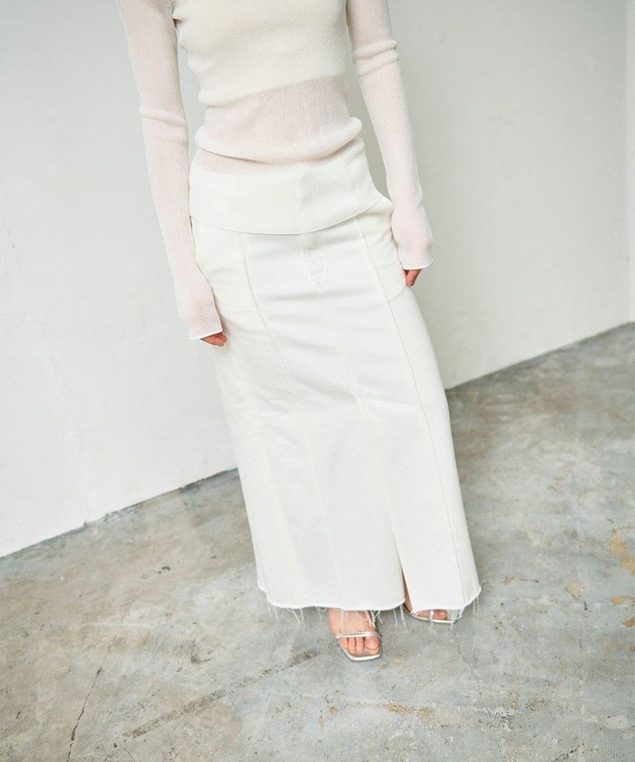 【グレース コンチネンタル/GRACE CONTINENTAL】のデニムタイトロングスカート インテリア・キッズ・メンズ・レディースファッション・服の通販 founy(ファニー) https://founy.com/ ファッション Fashion レディースファッション Fashion for Women スカート Skirts デニムスカート・カジュアルスカート Denim Skirts ロングスカート Long Skirts / Maxi & Midi Skirts おすすめ Recommended / Our Picks コンシャス Conscious, Bodycon デニム Denim, Jeans Material フロント Front, Front Design ブリーチ Bleach, Washed Finish ローズ Rose, Rose Motif 夏 Summer 春 Spring S/S・春夏 SS, Spring/Summer, Warm Season |ID: prp329100004570234 ipo3291000000034629076