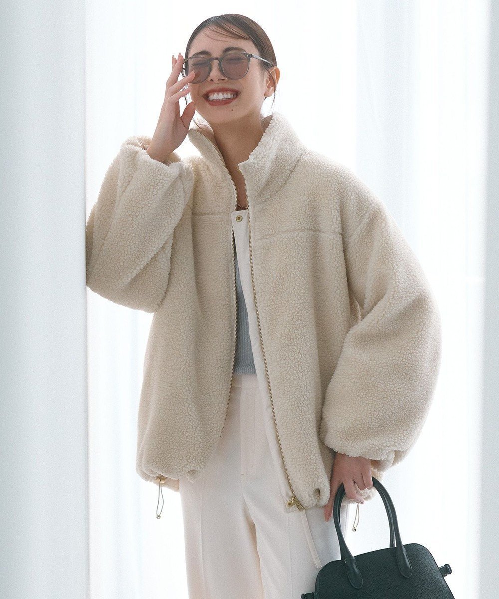 【アンフィーロ 自由区/UNFILO】の【TAION×UNFILO】リバーシブルボアダウン インテリア・キッズ・メンズ・レディースファッション・服の通販 founy(ファニー) 　ファッション　Fashion　レディースファッション　Fashion for Women　アウター　Coat / Outerwear Collection　コート・ロングコート・ピーコート　Long Coats, Peacoats & More　レディースジャケット・軽アウター　Jackets　インナー　Innerwear　ウォッシャブル　Machine Washable　キルティング　Quilted, Quilting　コラボ　Collaboration, Collab　軽量　Lightweight, Ultra Light　ショート　Short, Short Length　ジャケット　Jacket, Outerwear　スタンド　Stand Collar, Upright Stand　タフタ　Taffeta, Structured Fabric　タンブラー　Tumbler, Travel Mug　ダウン　Down, Puffer　トレンド　Trend, Trending Now　定番　Standard, Basic Item　ブルゾン　Blouson, Bomber Jacket　ボトム　Bottoms, Lower Wear　防寒　Cold Protection, Winter-Ready　リバーシブル　Reversible, Two-Sided　A/W・秋冬　Autumn/Winter　おすすめ　Recommended / Our Picks　クリーム|ID: prp329100004570317 ipo3291000000035636680