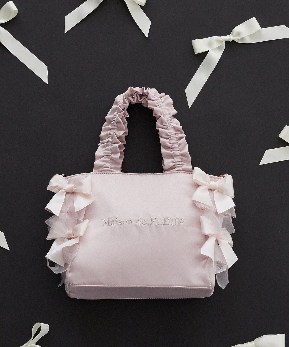 【メゾンドフルール/Maison de FLEUR】のリボンギャザーハンドル2Wayトートバッグ インテリア・キッズ・メンズ・レディースファッション・服の通販 founy(ファニー) 　ファッション　Fashion　レディースファッション　Ladies' Fashion Online　バッグ　Bag　オーガンジー　Organdy　ギャザー　Gather　サテン　Satin　ポケット　Pocket　リボン　Ribbon　Pink|ID: prp329100004570332 ipo3291000000032337413