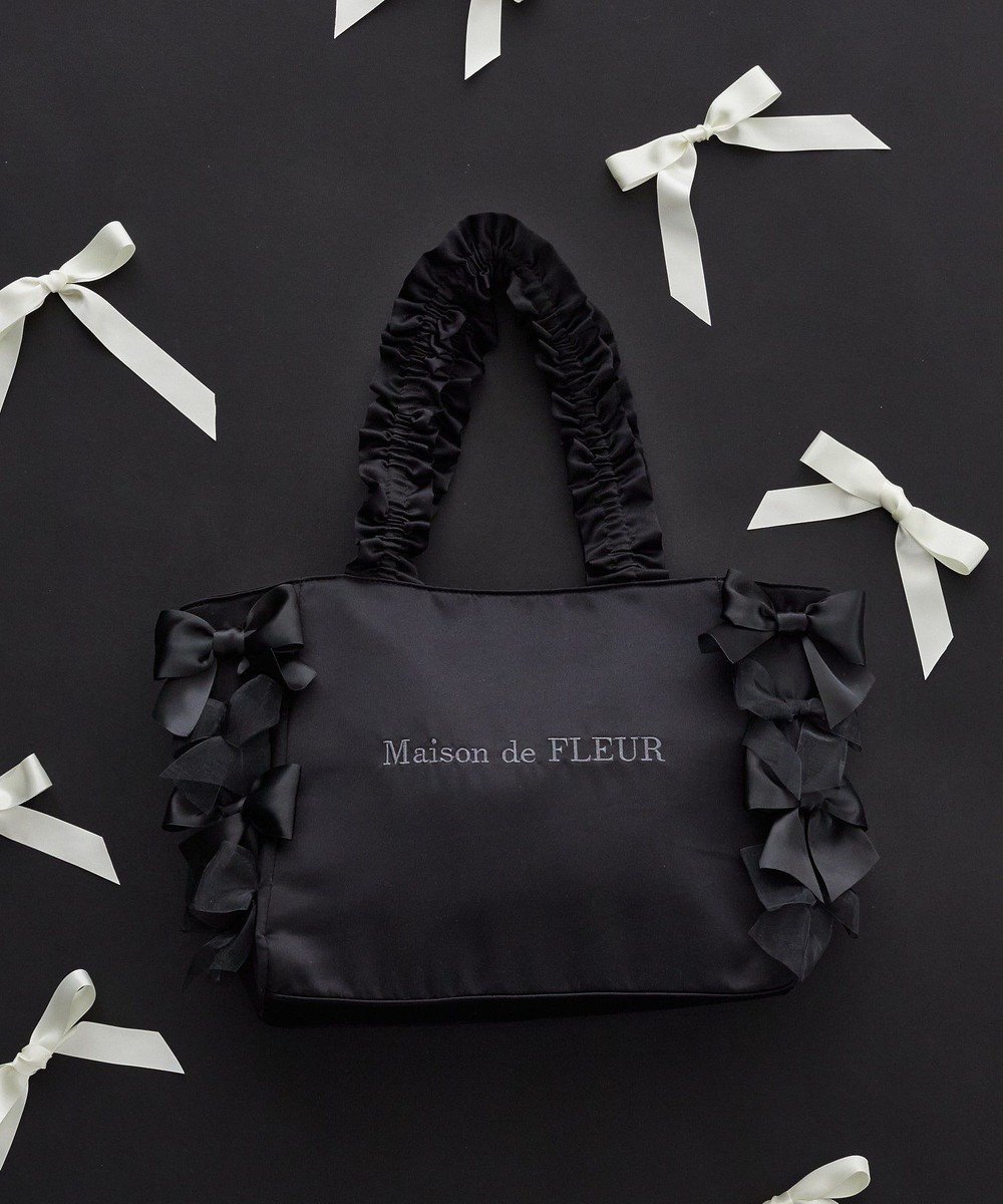 【メゾンドフルール/Maison de FLEUR】のリボンギャザーハンドルトートバッグ 人気、トレンドファッション・服の通販 founy(ファニー) 　ファッション　Fashion　レディースファッション　Fashion for Women　バッグ　Bags　オーガンジー　Organza Fabric　ギャザー　Gathered, Ruffled　サテン　Satin, Glossy Fabric　ポケット　Pocket, Pocket Detail　リボン　Ribbon, Bow　ビジネス 仕事 通勤　Business / Work / Commuting　 other-1|ID: prp329100004570333 ipo3291000000033374217