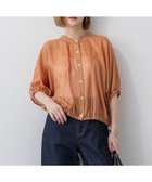 【23区/NIJYUSANKU】の【洗える】ソフトシアーフィルム コンパクト ブラウス ライトオレンジ系|ID:prp329100004570363