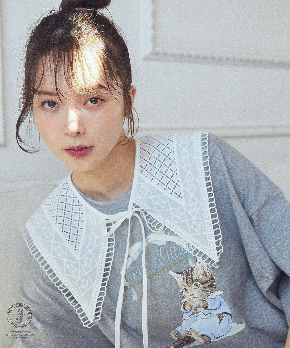 【アースミュージックアンドエコロジー/earth music&ecology】のPeter Rabbit /earth bigT インテリア・キッズ・メンズ・レディースファッション・服の通販 founy(ファニー) 　ファッション　Fashion　レディースファッション　Ladies' Fashion Online　トップス・カットソー　Tops/Tshirt　シャツ/ブラウス　Shirts/Blouses　ロング / Tシャツ　T-Shirts　カットソー　Cut and Sewn　おすすめ　Recommend　カットソー　Cut And Sew　ガーリー　Girly　夏　Summer　春　Spring　S/S・春夏　Ss・Spring/Summer　Gray Mixture|ID: prp329100004570736 ipo3291000000032340408