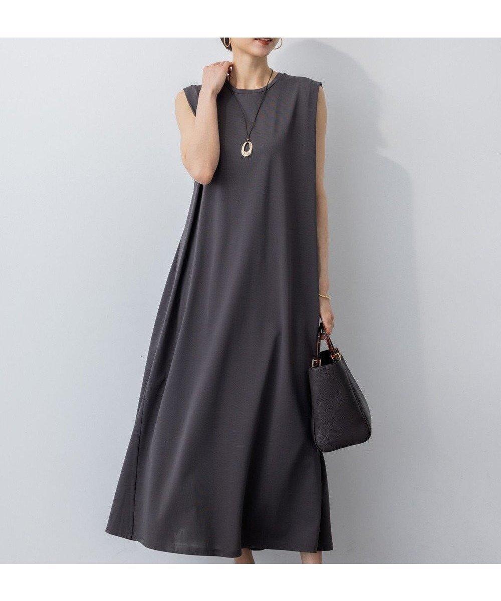 【23区/NIJYUSANKU】の【Oggi8月号掲載/接触冷感/洗える】ツイストコットンプレーティング スリーブレスワンピース インテリア・キッズ・メンズ・レディースファッション・服の通販 founy(ファニー) 　雑誌掲載アイテム　Magazine Picks & Fashion Features　ファッション雑誌　Fashion Magazines　オッジ　Oggi　ファッション　Fashion　レディースファッション　Fashion for Women　ワンピース　Dresses　春　Spring　洗える　Machine Washable　カットソー　Cut and Sewn Top　シンプル　Simple, Minimal　雑誌　Magazine, Fashion Magazine　8月号　August Issue, Aug. Edition　フレア　Flare, Flared　ロング　Long, Long-Length　S/S・春夏　SS, Spring/Summer, Warm Season　夏　Summer　2025年　2025　2025春夏・S/S　Spring/Summer 2025 SS25　グレー系|ID: prp329100004572182 ipo3291000000035634880