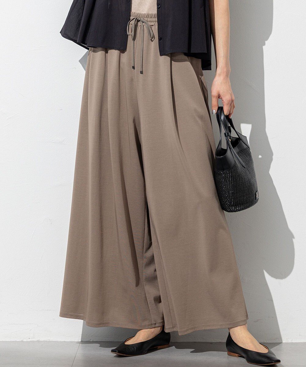 【23区/NIJYUSANKU】の【接触冷感/洗える】ツイストコットンプレーティング ワイド パンツ インテリア・キッズ・メンズ・レディースファッション・服の通販 founy(ファニー) 　ファッション　Fashion　レディースファッション　Fashion for Women　パンツ　Pants & Trousers　春　Spring　洗える　Machine Washable　カットソー　Cut and Sewn Top　ガウチョパンツ　Gaucho Pants, Culottes　ギャザー　Gathered, Ruffled　セットアップ　Set-Up, Coordinated Outfit　ベーシック　Basic, Essential　リラックス　Relax, Relaxed Fit　ワイド　Wide, Wide Fit　S/S・春夏　SS, Spring/Summer, Warm Season　おすすめ　Recommended / Our Picks　夏　Summer　2025年　2025　2025春夏・S/S　Spring/Summer 2025 SS25　ブラウン系|ID: prp329100004572184 ipo3291000000035709383