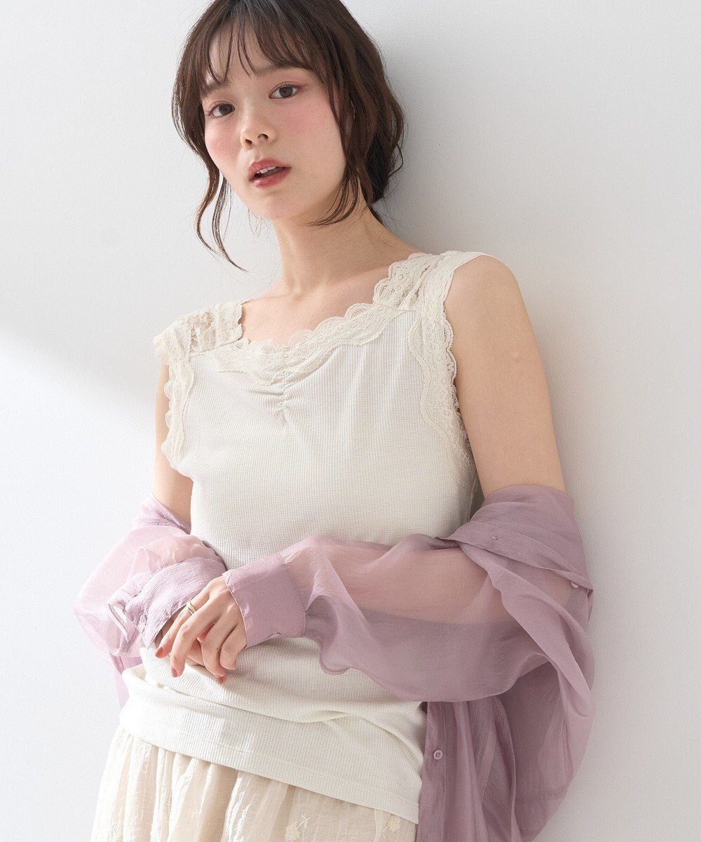 【アースミュージックアンドエコロジー/earth music&ecology】のラメテレコショルダーレースタンクトップ インテリア・キッズ・メンズ・レディースファッション・服の通販 founy(ファニー) 　ファッション　Fashion　レディースファッション　Fashion for Women　トップス・カットソー　Cut & Sew Tops　インナー　Innerwear　ギャザー　Gathered, Ruffled　ジャケット　Jacket, Outerwear　ストレッチ　Stretch, Stretchy Fabric　タンク　Tank Top, Sleeveless Top　テレコ　Ribbed, Rib Stitch　ポケット　Pocket, Pocket Detail　レース　Lace, Lace Fabric　エレガント 上品　Elegant　夏　Summer　春　Spring　S/S・春夏　SS, Spring/Summer, Warm Season　Ivory|ID: prp329100004572242 ipo3291000000032355157