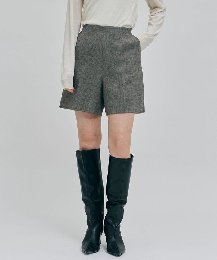 【ベイジ,/BEIGE,】の【GLOW 11月号掲載】GRANET / ウールリバーショートパンツ インテリア・キッズ・メンズ・レディースファッション・服の通販 founy(ファニー) https://founy.com/ 雑誌掲載アイテム Magazine Picks & Fashion Features ファッション雑誌 Fashion Magazines グロー GLOW ファッション Fashion レディースファッション Fashion for Women パンツ Pants & Trousers ショートパンツ・ハーフパンツ High-Waisted & Relaxed Shorts 11月号 November Issue おすすめ Recommended / Our Picks エレガント 上品 Elegant ショート Short, Short Length ジャケット Jacket, Outerwear セットアップ Set-Up, Coordinated Outfit センター Center, Center Line ダブル Double, Double-Breasted トレンド Trend, Trending Now A/W・秋冬 Autumn/Winter 雑誌 Magazine, Fashion Magazine |ID: prp329100004573131 ipo3291000000034232380