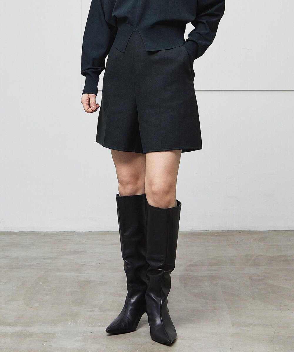 【ベイジ,/BEIGE,】の【GLOW 11月号掲載】GRANET / ウールリバーショートパンツ インテリア・キッズ・メンズ・レディースファッション・服の通販 founy(ファニー) 　雑誌掲載アイテム　Magazine Picks & Fashion Features　ファッション雑誌　Fashion Magazines　グロー　GLOW　ファッション　Fashion　レディースファッション　Fashion for Women　パンツ　Pants & Trousers　ショートパンツ・ハーフパンツ　High-Waisted & Relaxed Shorts　11月号　November Issue　おすすめ　Recommended / Our Picks　エレガント 上品　Elegant　ショート　Short, Short Length　ジャケット　Jacket, Outerwear　セットアップ　Set-Up, Coordinated Outfit　センター　Center, Center Line　ダブル　Double, Double-Breasted　トレンド　Trend, Trending Now　A/W・秋冬　Autumn/Winter　雑誌　Magazine, Fashion Magazine　Green×Top|ID: prp329100004573131 ipo3291000000034232383