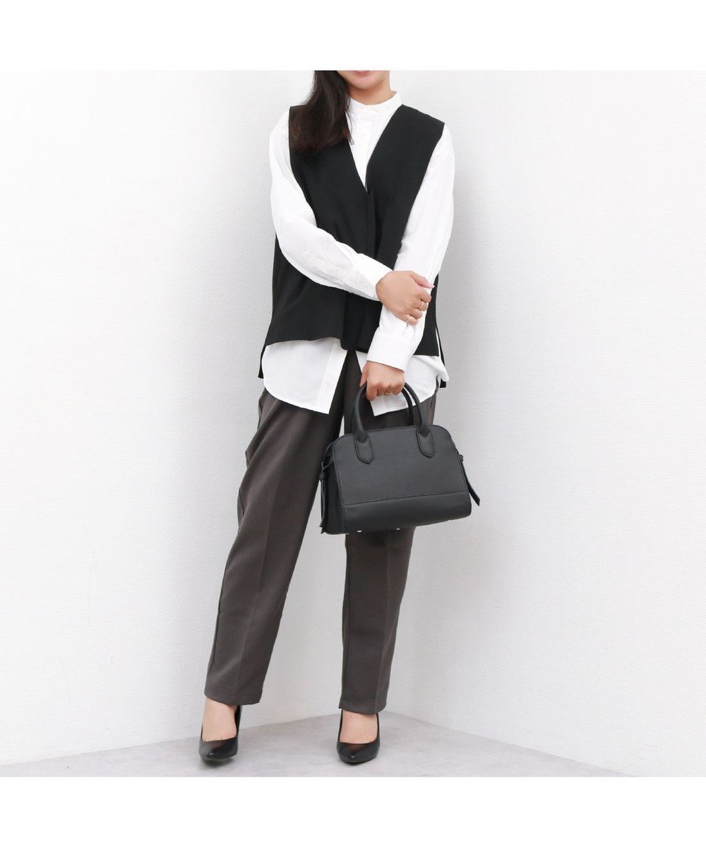 【アンビリオン/UNBILLION】のペルケ perche / 牛革スクエア2way手提げ インテリア・キッズ・メンズ・レディースファッション・服の通販 founy(ファニー) ファッション Fashion レディースファッション Fashion for Women おすすめ Recommended / Our Picks オケージョン Occasion Wear ショルダー Shoulder, Shoulder Strap スクエア Square, Square Shape フォルム Silhouette, Form リボン Ribbon, Bow 入学式 Entrance Ceremony 結婚式 Wedding 財布 Wallet, Purse ブラック|ID: prp329100004573165 ipo3291000000033408482