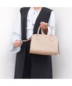 【アンビリオン/UNBILLION】のペルケ perche / 牛革スクエア2way手提げ 人気、トレンドファッション・服の通販 founy(ファニー) ファッション Fashion レディースファッション Fashion for Women おすすめ Recommended / Our Picks オケージョン Occasion Wear ショルダー Shoulder, Shoulder Strap スクエア Square, Square Shape フォルム Silhouette, Form リボン Ribbon, Bow 入学式 Entrance Ceremony 結婚式 Wedding 財布 Wallet, Purse thumbnail オーク|ID: prp329100004573165 ipo3291000000033408483