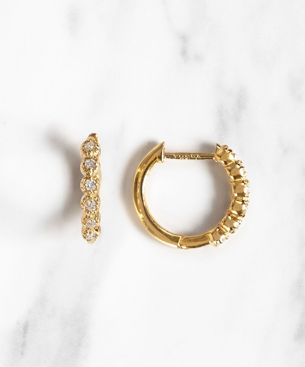 【トッカ/TOCCA】の【WEB限定】FRILL DIAMOND PIERCED EARRINGS K10 ダイヤモンド ピアス インテリア・キッズ・メンズ・レディースファッション・服の通販 founy(ファニー) 　ファッション　Fashion　レディースファッション　Ladies' Fashion Online　ジュエリー　Jewelry　リング　Rings　イヤリング　Earrings　アクセサリー　Accessories　シンプル　Simple　ダイヤモンド　Diamond　フリル　Frills　フープ　Hoop　ポーチ　Pouch　おすすめ　Recommend　イエローゴールド系|ID: prp329100004573273 ipo3291000000032619559