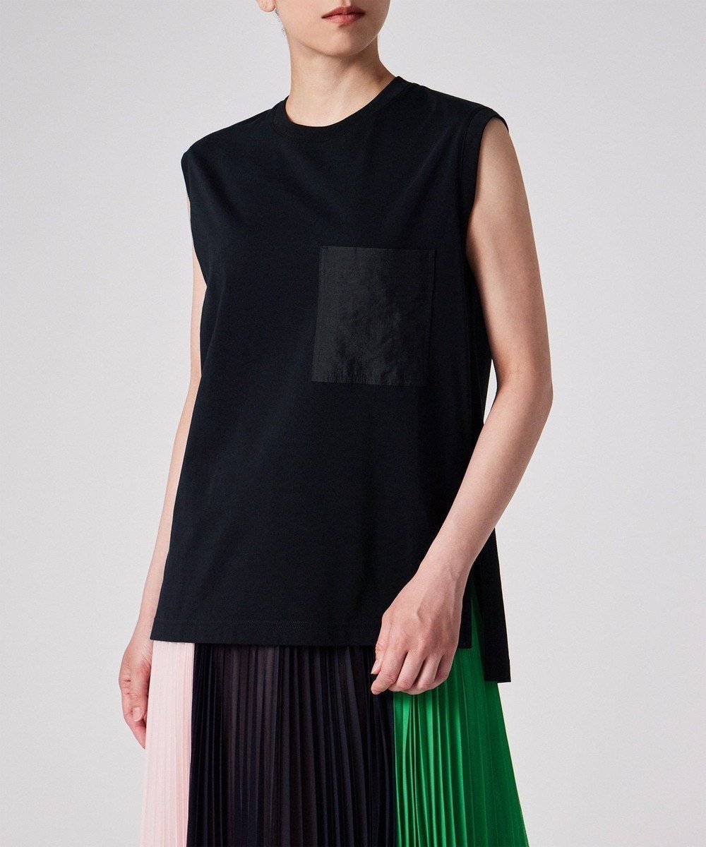 【ポール スミス/Paul Smith】のバック プリーツ ノースリーブ インテリア・キッズ・メンズ・レディースファッション・服の通販 founy(ファニー) 　ファッション　Fashion　レディースファッション　Fashion for Women　トップス・カットソー　Cut & Sew Tops　キャミソール&ノースリーブ　Camisoles & Sleeveless Tops　シャツ・ブラウス・オフィスカジュアル　Elegant Blouses & Button-Ups　ロングTシャツ・Tシャツ　Longline T-Shirts & Tees　カットソー・ベーシックTシャツ　Cut-and-Sewn Tops / Stretch Tees & Basics　カットソー　Cut and Sewn Top　シンプル　Simple, Minimal　ストライプ　Stripe, Striped Pattern　スリット　Slit, Slit Detail　ドレープ　Drape, Draping Fabric　ノースリーブ　Sleeveless, No-Sleeve　パッチ　Patch, Appliqué　プリーツ　Pleats, Pleated　ポケット　Pocket, Pocket Detail　モダン　Modern, Contemporary　エレガント 上品　Elegant　夏　Summer　S/S・春夏　SS, Spring/Summer, Warm Season　A/W・秋冬　Autumn/Winter　ブラック|ID: prp329100004573317 ipo3291000000033042556